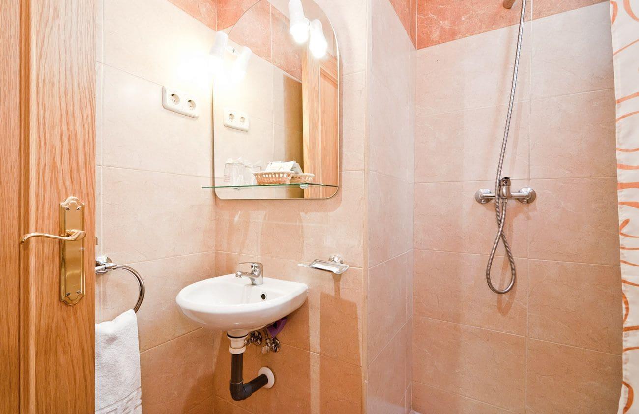 Hostal Las Cortes Madrid Exteriér fotografie