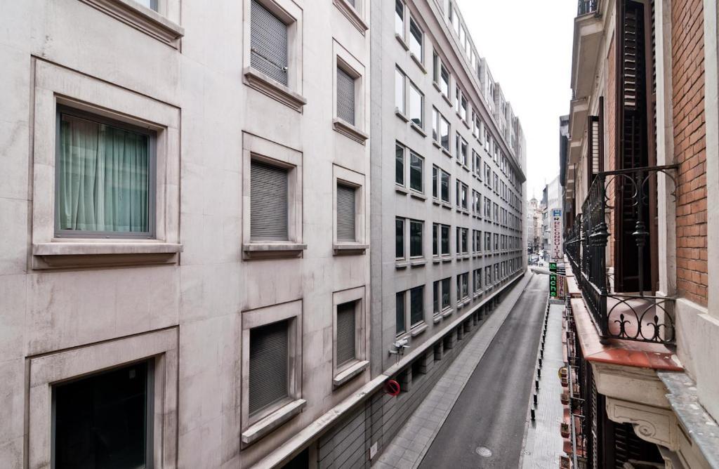 Hostal Las Cortes Madrid Exteriér fotografie